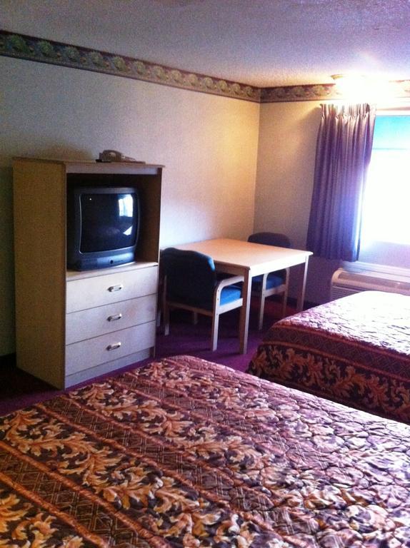 Civic Center Inn Santa Ana Room photo