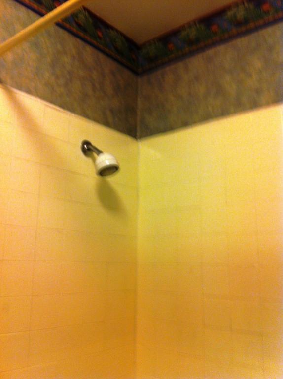 Civic Center Inn Santa Ana Room photo