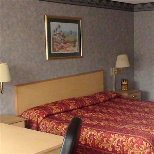 Civic Center Inn Santa Ana Room photo